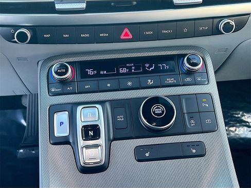 Used 2024 Hyundai Palisade SEL image 15