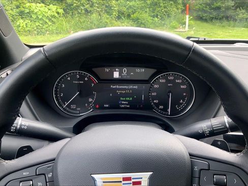Certified 2025 Cadillac CT4 Premium Luxury AWD/4WD image 21