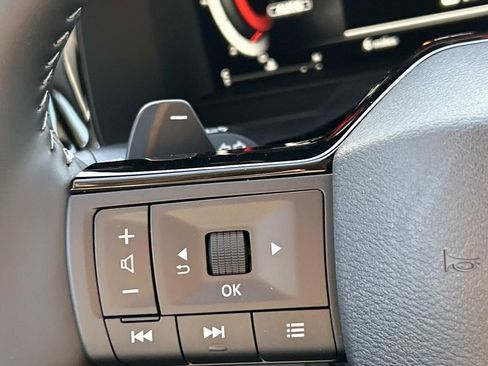 New 2026 Nissan Pathfinder Platinum AWD/4WD image 28