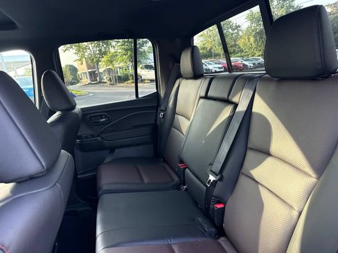 New 2026 Honda Ridgeline Black Edition image 12