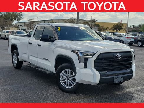 Used 2022 Toyota Tundra SR5 w/ SR5 Convenience Package image 1