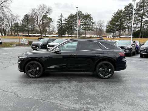 Used 2024 Genesis GV70 2.5T Sport Prestige w/ Sport Prestige Package image 22