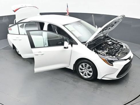 Certified 2024 Toyota Corolla LE image 51