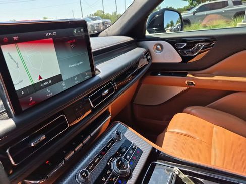 Used 2023 Lincoln Aviator Black Label w/ Dynamic Handling Package AWD/4WD image 26