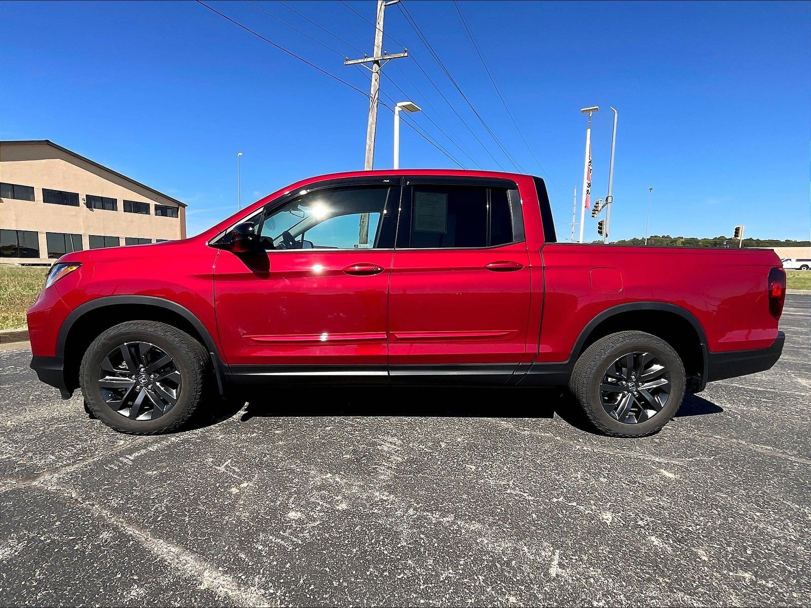 Certified 2022 Honda Ridgeline Sport image 5