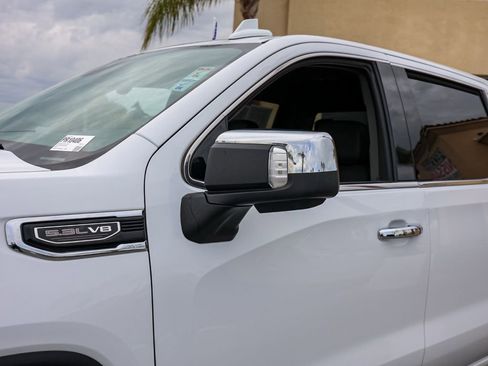 Used 2024 GMC Sierra 1500 SLT image 12