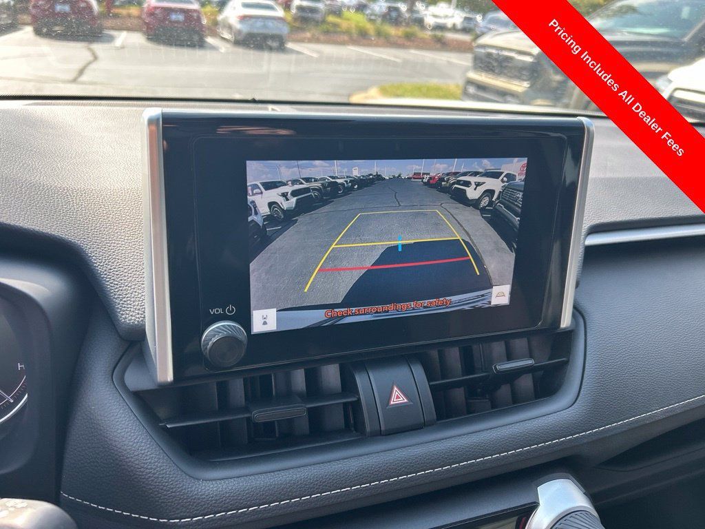 Used 2024 Toyota RAV4 XLE FWD image 13