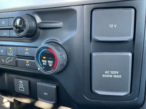 Used 2024 Ford F450 XL w/ XL Chrome Package image 22