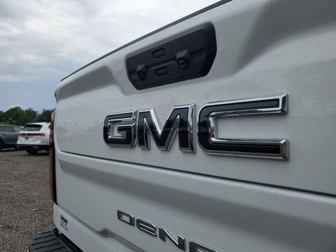 New 2026 GMC Sierra 3500 Denali Ultimate AWD/4WD image 7