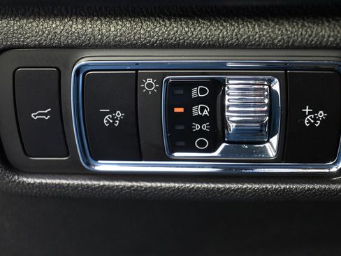 New 2025 Lincoln Corsair AWD w/ Equipment Group 101A image 24