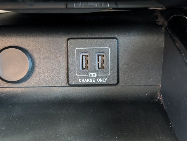 Used 2018 Nissan Pathfinder SV FWD image 27
