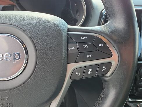 Used 2019 Jeep Grand Cherokee High Altitude AWD/4WD image 19