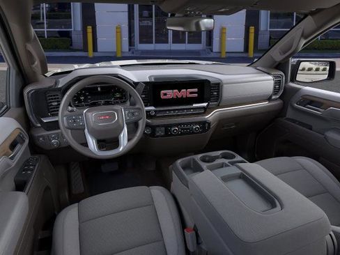 New 2025 GMC Sierra 1500 SLE image 15