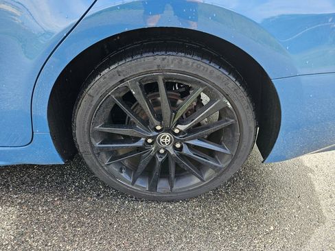 Used 2023 Toyota Camry XSE image 9