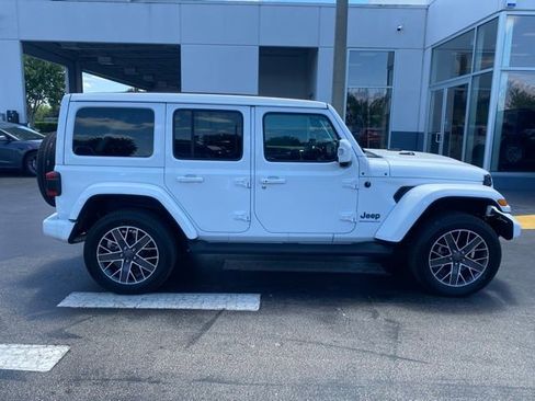 Used 2023 Jeep Wrangler High Altitude image 11
