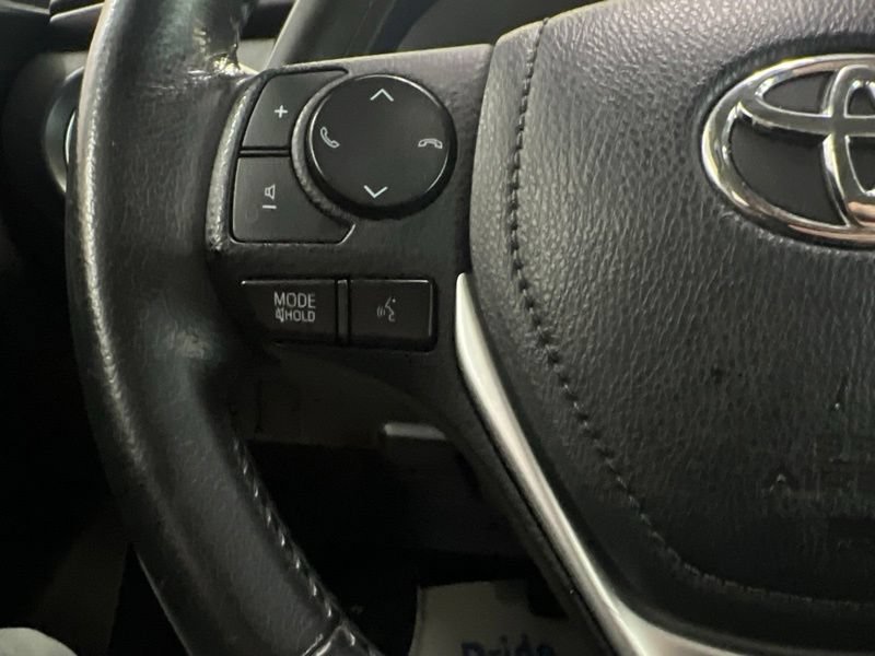 Used 2019 Toyota Corolla SE FWD image 21