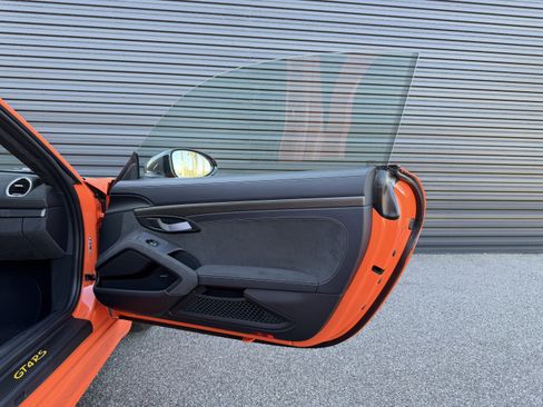 Certified 2023 Porsche 718 Cayman GT4 RS image 19