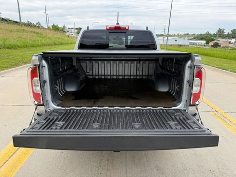 Used 2018 GMC Canyon SLT w/ Trailering Package AWD/4WD image 11