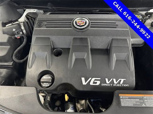 Used 2016 Cadillac SRX Luxury w/ Driver Awareness Package image 8