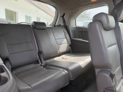 Used 2012 Honda Odyssey EX-L image 16