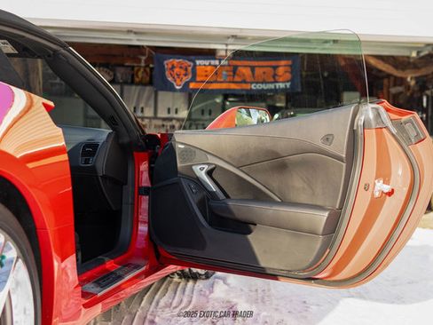 Used 2018 Chevrolet Corvette Stingray Convertible w/ 2LT Preferred Equipment Group image 26