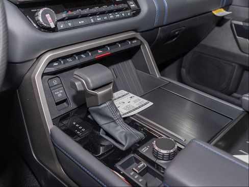 New 2026 Toyota Tundra Platinum AWD/4WD image 14
