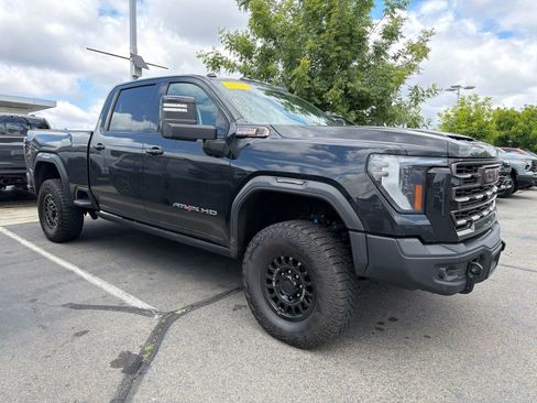 Used 2024 GMC Sierra 2500 AT4X w/ AT4X AEV Edition AWD/4WD image 2