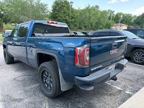 Used 2017 GMC Sierra 1500 SLT w/ All-Terrain Package AWD/4WD image 5