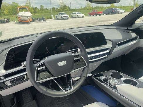 Certified 2024 Cadillac Lyriq Luxury w/ LPO, Floor Liner Package AWD/4WD image 18