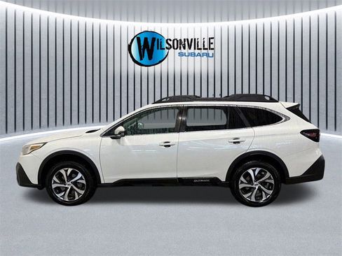 Used 2022 Subaru Outback Limited image 15