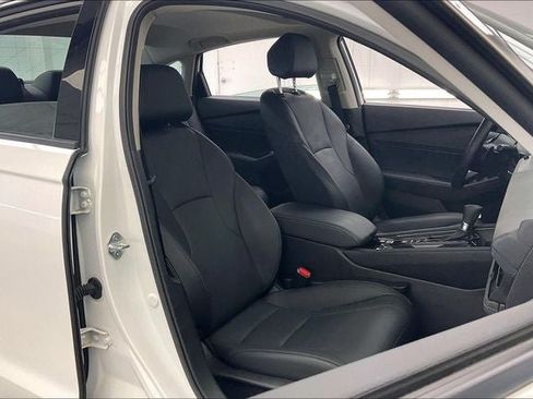 Used 2024 Honda Accord Touring image 7