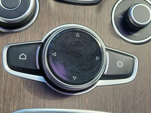 Used 2021 Alfa Romeo Giulia Ti image 26