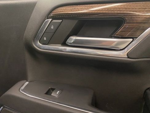 Used 2023 Chevrolet Silverado 1500 RST image 18