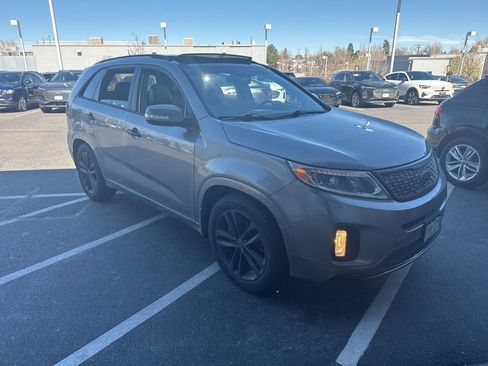 Used 2014 Kia Sorento SX w/ 3rd Row Package image 1