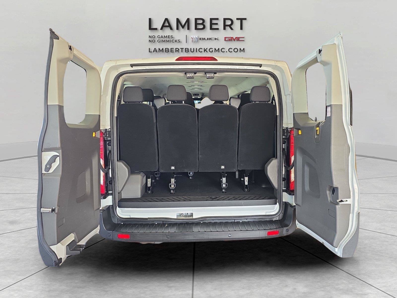 Used 2025 Ford Transit 350 XLT RWD image 13