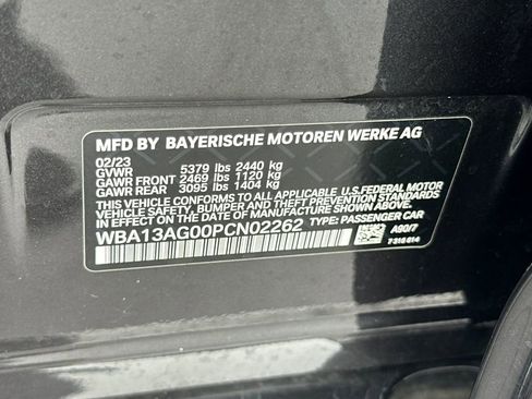 Used 2023 BMW 530e w/ Convenience Package image 33