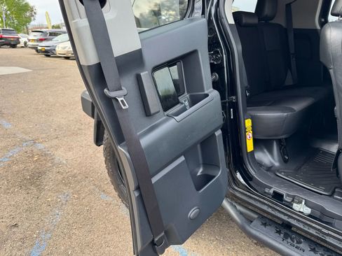 Used 2014 Toyota FJ Cruiser 4WD w/ Upgrade Package image 38