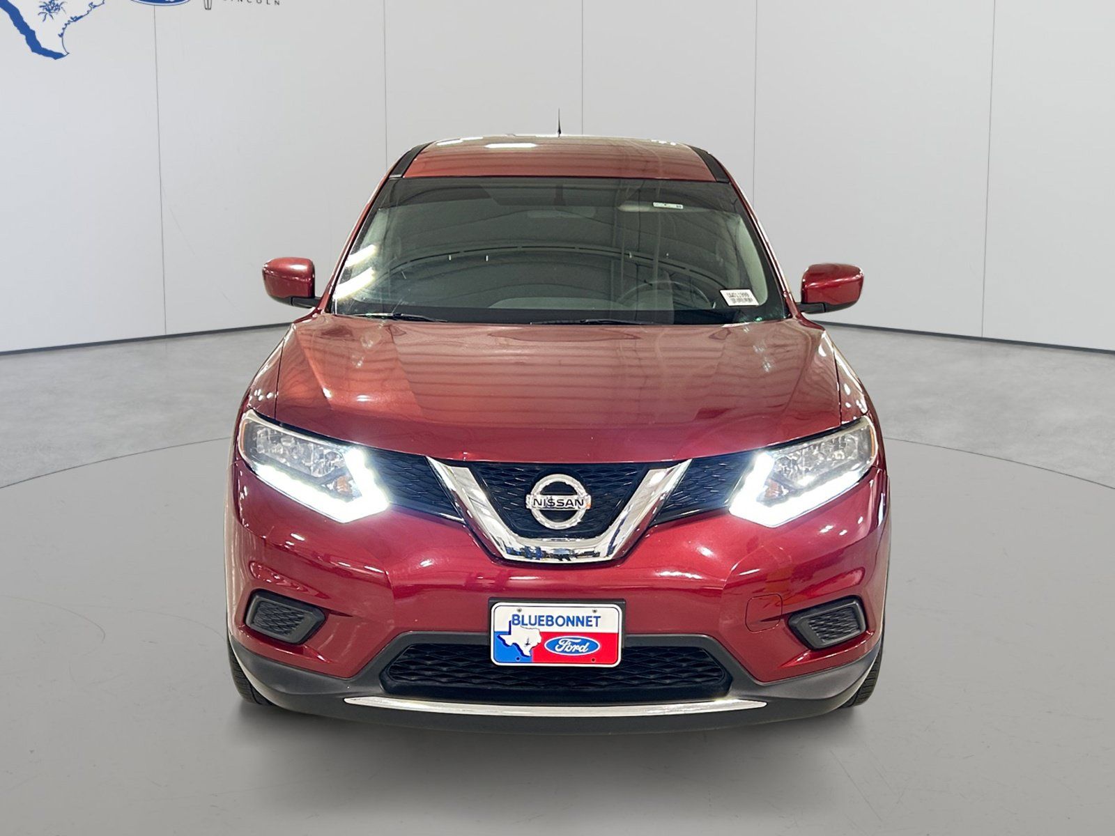 Used 2016 Nissan Rogue S FWD image 2