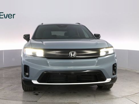 Used 2024 Honda Prologue Touring image 3