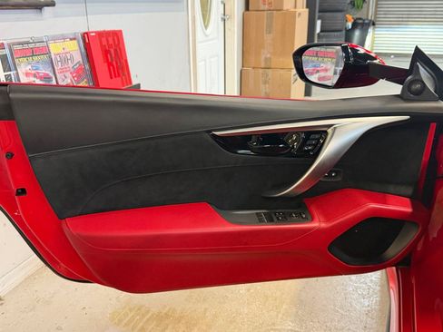 Used 2017 Acura NSX AWD/4WD image 18