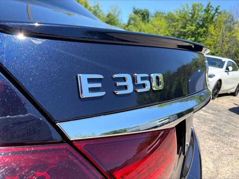Used 2022 Mercedes-Benz E 350 Sedan image 23