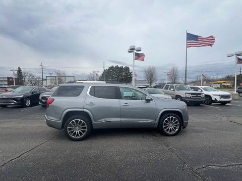 Certified 2023 GMC Acadia Denali w/ Denali Ultimate Package image 4