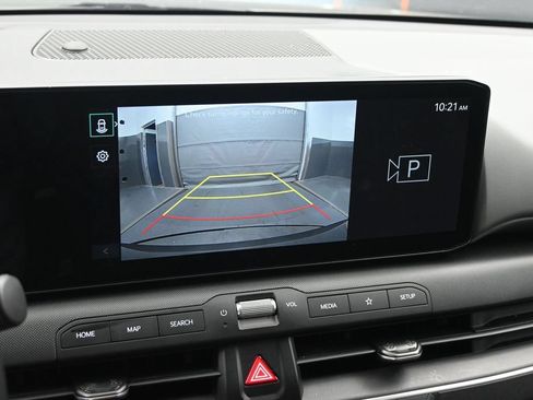 Used 2025 Kia K4 FWD image 15