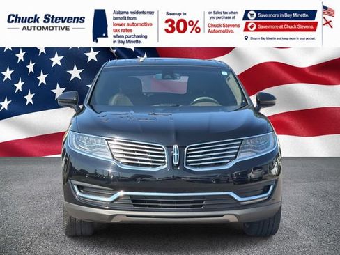 Used 2016 Lincoln MKX Reserve w/ Luxury Package FWD image 3