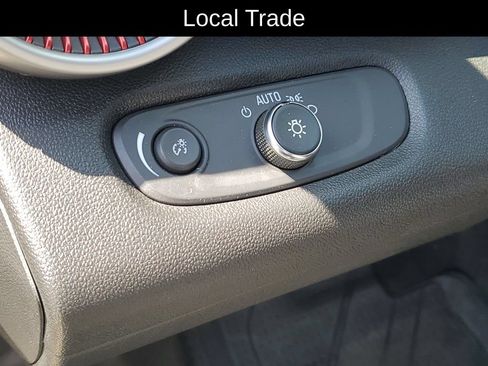 Certified 2024 Chevrolet Trax RS w/ Driver Confidence Package FWD image 9