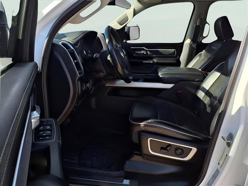 Used 2022 RAM 1500 Laramie image 5