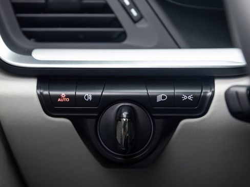 Certified 2024 Porsche 911 Turbo S AWD/4WD image 19