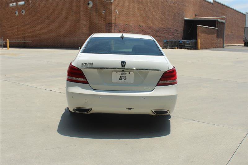 Used 2014 Hyundai Equus Signature RWD image 5