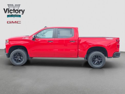 Used 2022 Chevrolet Silverado 1500 LT Trail Boss w/ Safety Package AWD/4WD image 6