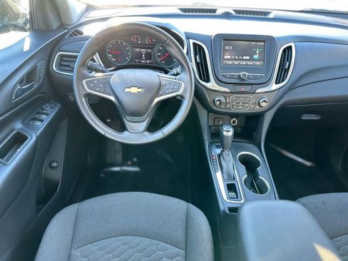 Used 2018 Chevrolet Equinox LT image 11